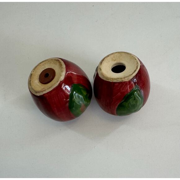 Franciscan Ware Red Apple VTG Ceramic Salt & Pepper Shaker Set - Picture 4 of 6